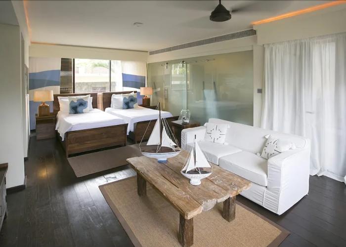 Dhevatara Beach Hotel