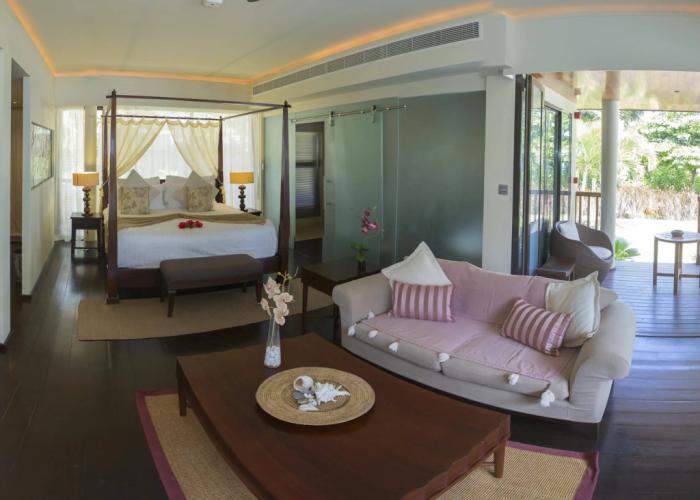 Dhevatara Beach Hotel