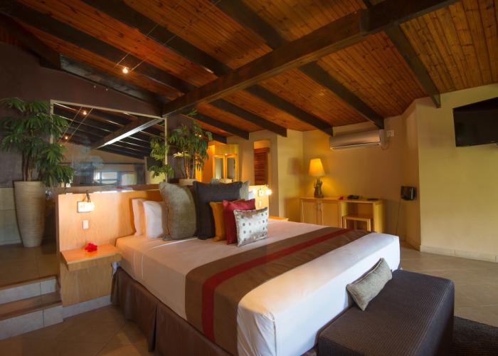 Coco de Mer Hotel and Black Parrot Suites