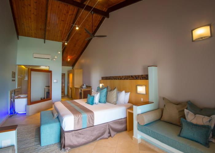 Coco de Mer Hotel and Black Parrot Suites