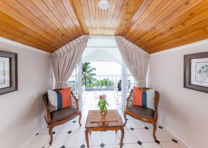 Palm Beach Hotel