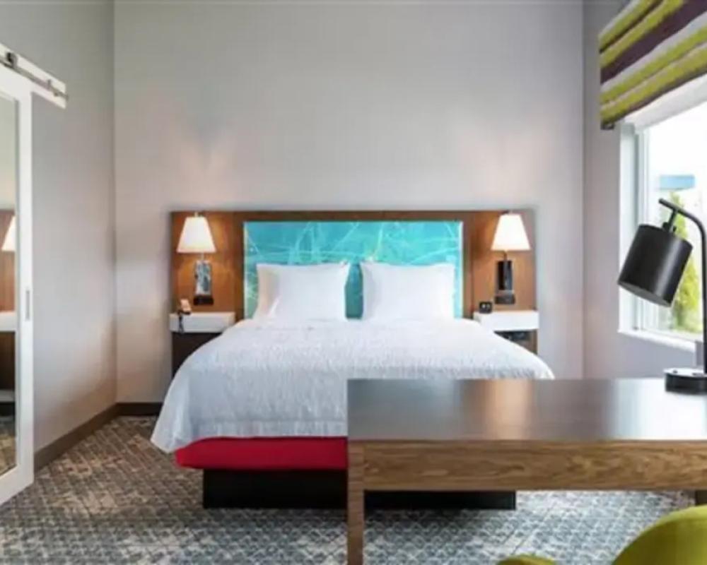 Hampton Inn By Hilton Santa Clarita-Valencia