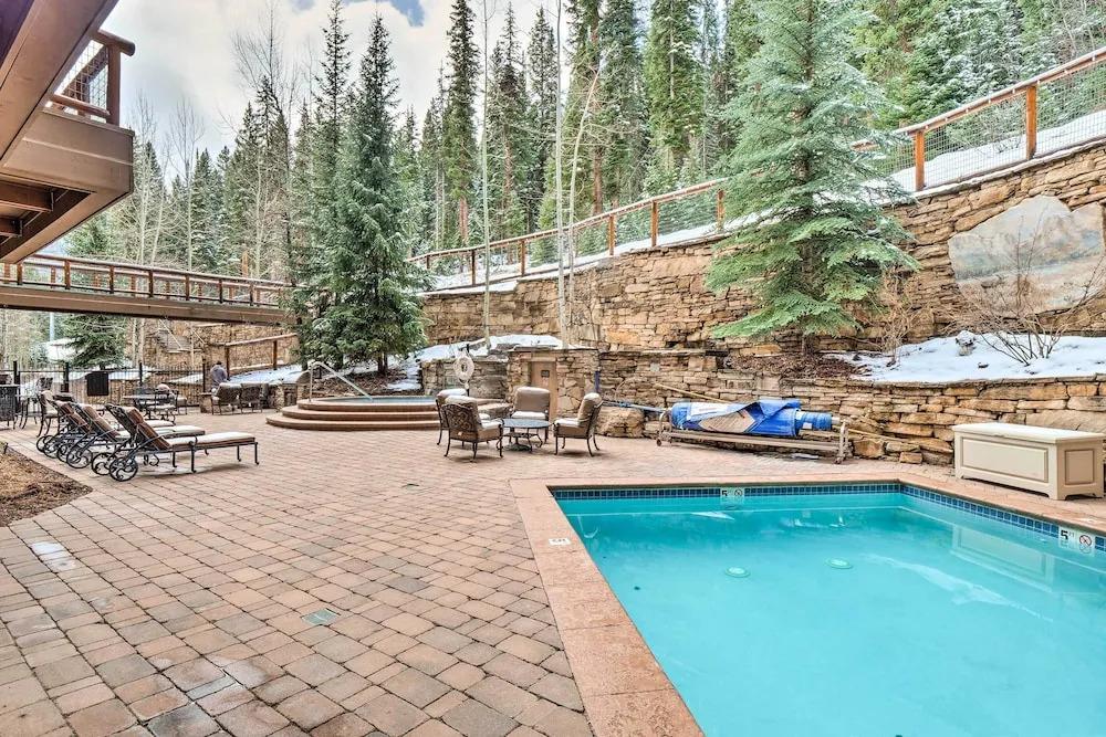 Ski-out Keystone Resort Condo w/ Private Balcony