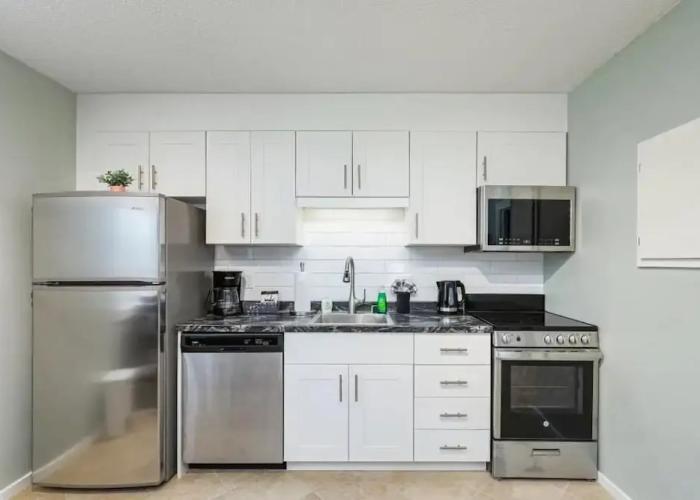 The Alpine - Central Collingwood Condo