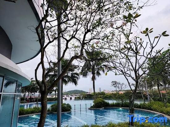 Putrajaya Dwiputra 6 Plus 1 PAX Fully Air-Con