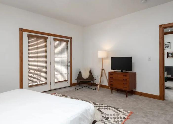 Villa 2041 2 Bed 2 Bath Full Kitchen 2 Bedroom Villa