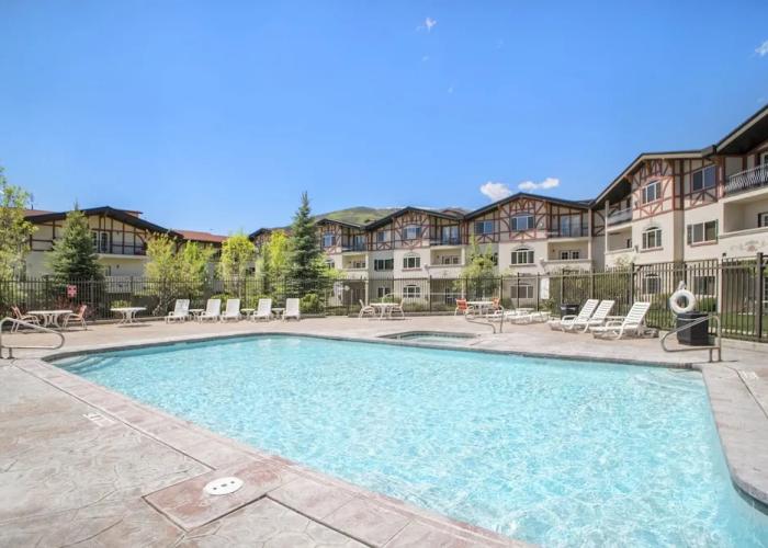 Villa 2086 2 Queen Beds - 1 Bedroom 1 Bath No Kitchen 1 Villa