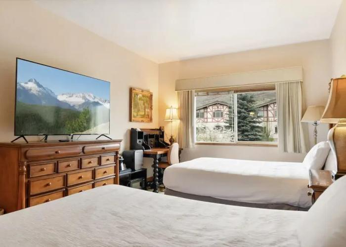 Villa 2086 2 Queen Beds - 1 Bedroom 1 Bath No Kitchen 1 Villa