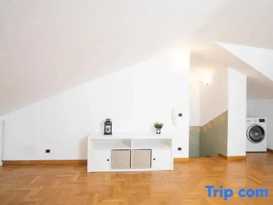Villa Antonella - Wellness & Jacuzzi - 5 min to Airport [Wifi - A/C]