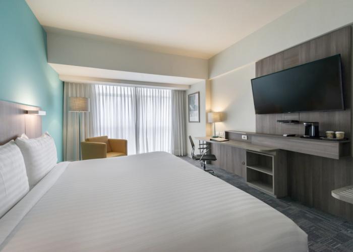 Holiday Inn Lima Airport by IHG
