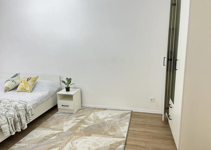 V Scherbinke Flat