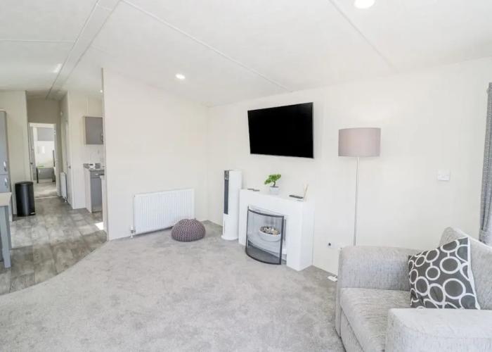 Long Acres Lodge