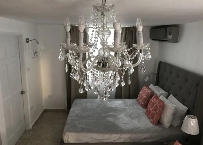 Chandelier 102