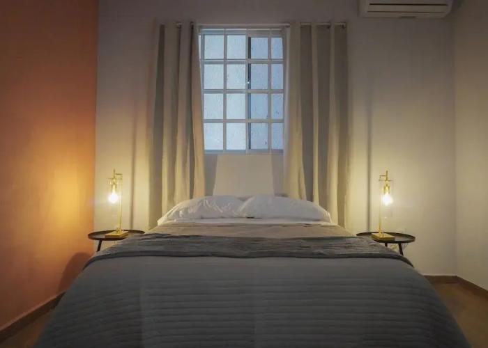 Modern Flat with 2 Bedrooms Near sea