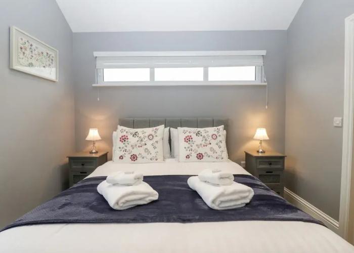 1 Oak Park