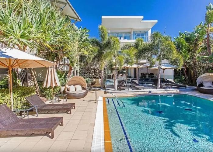 Tropical Park View Retreat 3BR Bali Resort in Kingscliff (1210)