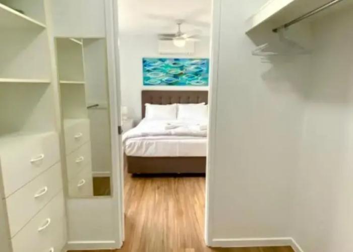 Sailfish Cove & RIVA Apartments
