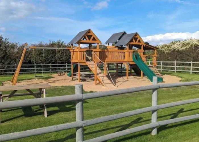 House- Sleeps 6 - Parking - Seaside - Bude