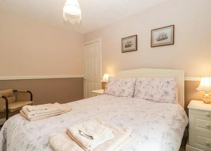 2 Bathsheba Terrace