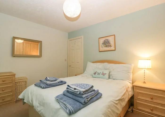 2 Bathsheba Terrace