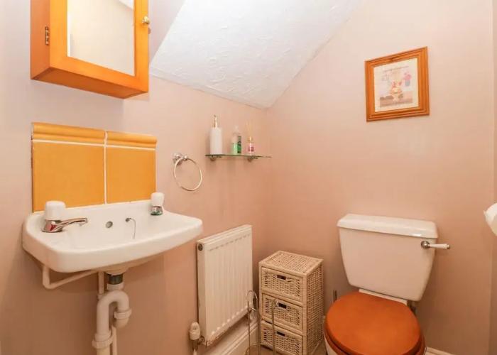 2 Bathsheba Terrace