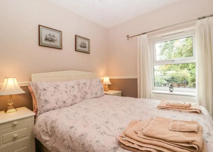 2 Bathsheba Terrace