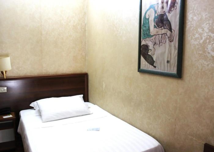 Phi Hotel Ambra