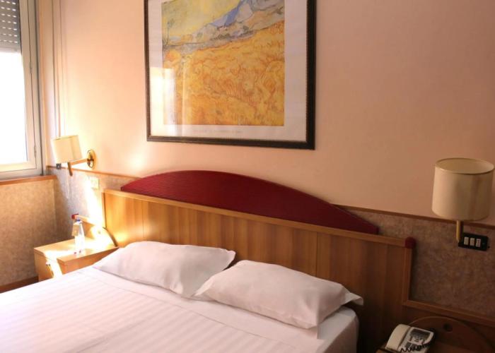 Phi Hotel Ambra