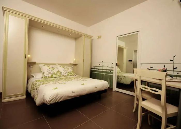 Bedrooms BB