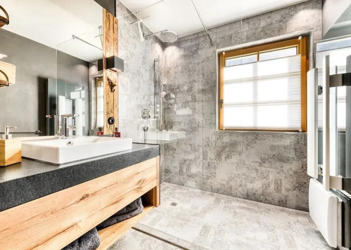 Chalet GM in Brand With 5 Bedrooms and 4 Bathrooms