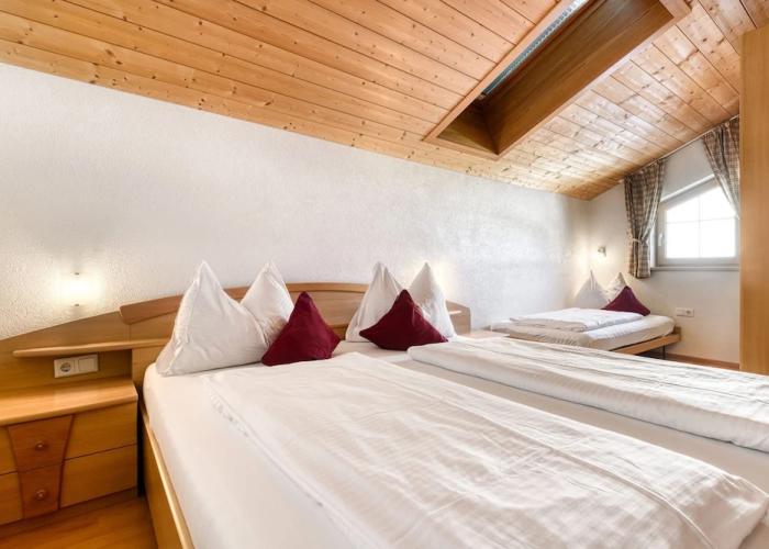 Haus Alvier - 2-zimmer Fewo Zimba mit Balkon