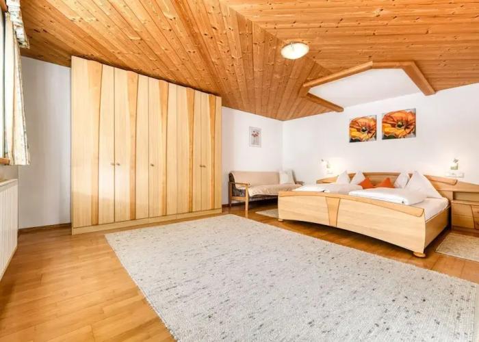 Haus Alvier - 3-zimmer Fewo Rothorn mit Terrasse