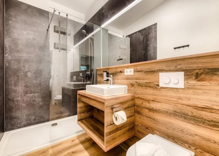 Brandnerhus Nr 22 - Balkon 4-zimmer Ferienwohnung