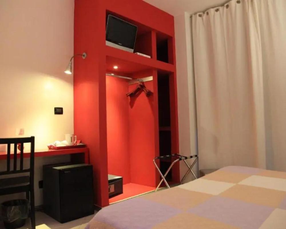 фото Room in B&B - Bella Pescara B&b - Abruzzo, Italy