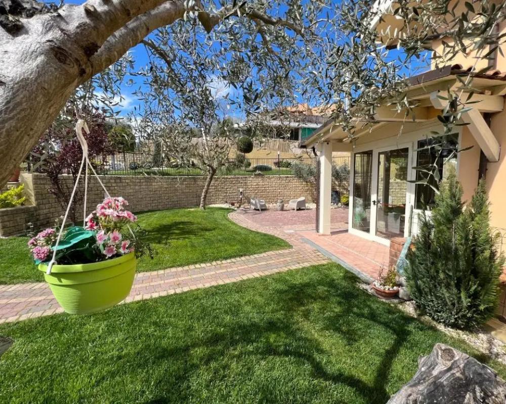 фото Peperosa In Collina Luxury B&B