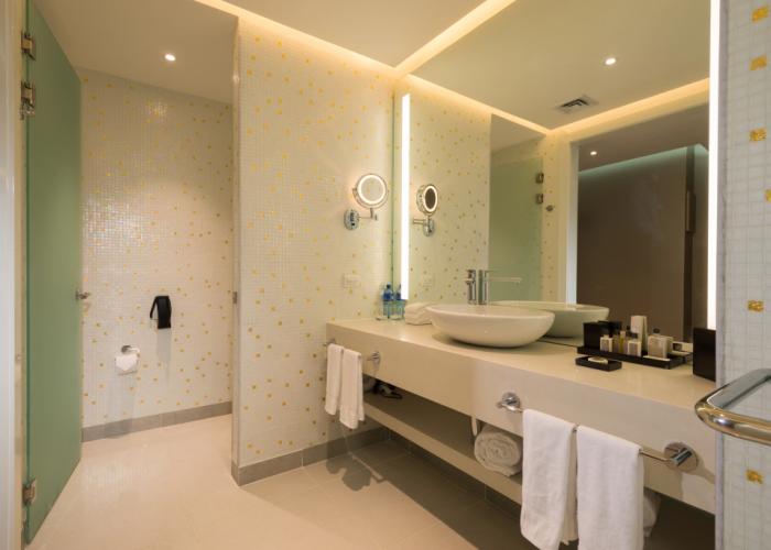 Las Americas Golden Tower Panama