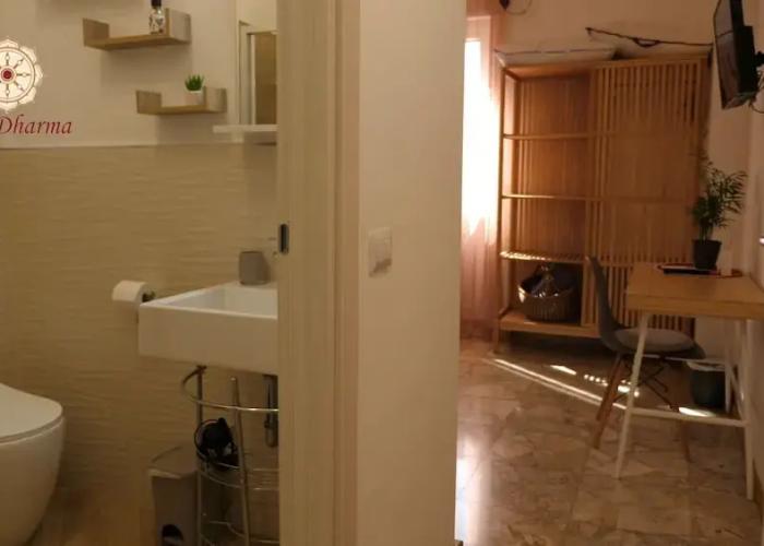 Casa Dharma Guest House