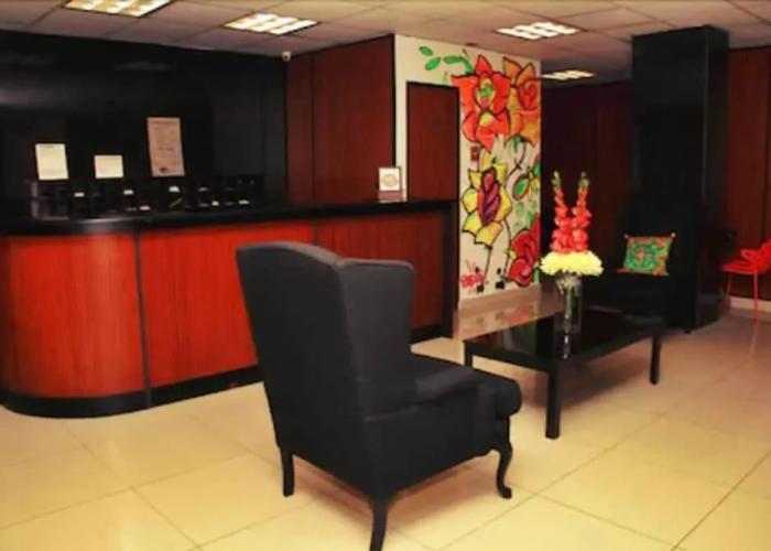 Hotel California Panama