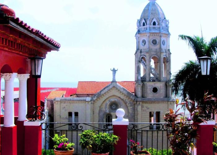 La Isabela Suites