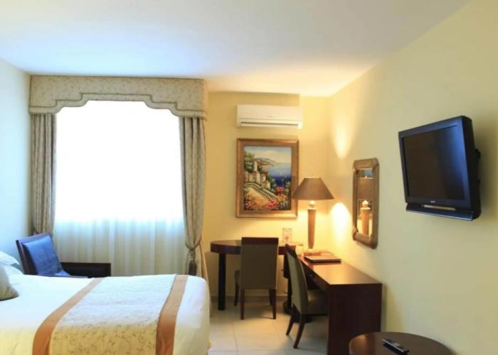 Toscana Inn