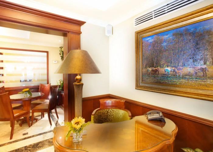 Toscana Inn