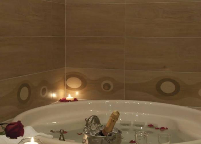 Central Park Hotel Casino & Spa