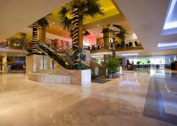Waymore Hotel Spa & Casino