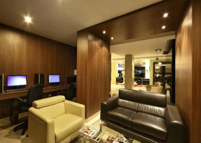 Hotel Suites Ambassador