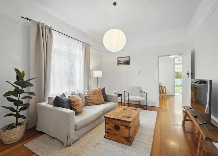3 Bedroom House - Sandy Bay