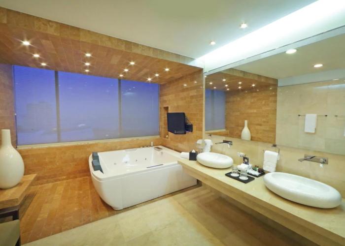 Sheraton Grand Panama
