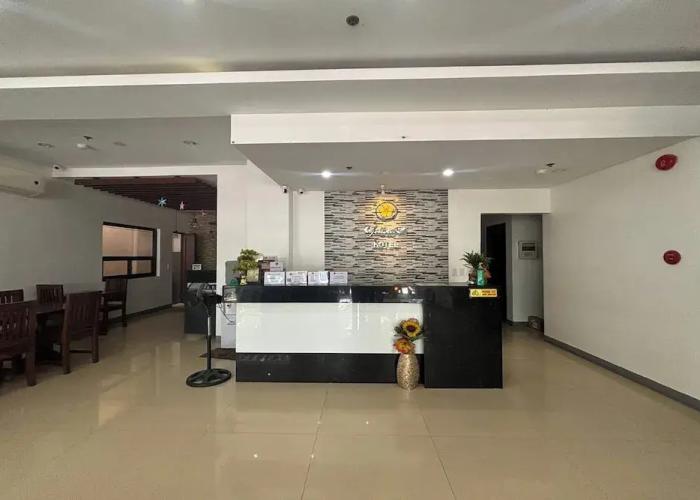 Yellowbell Hotel