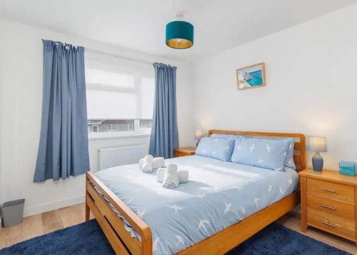 Sea Breeze Your Coastal Sanctuary in Sandown
