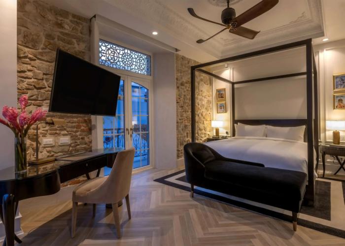 Hotel La Compania, in the Unbound Collection by Hyatt