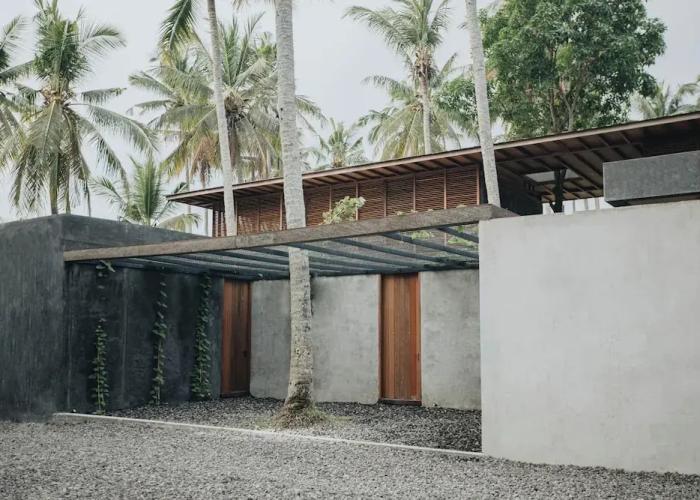 Rumah Amadangi Kedungu